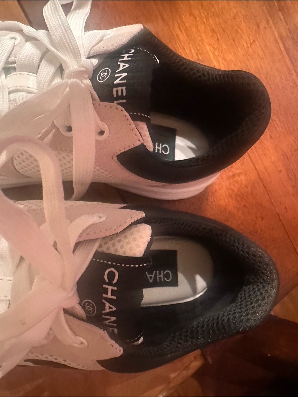 FASHION White, Beige & Black Lace-Up Logo Sneakers - Picture 5 of 7